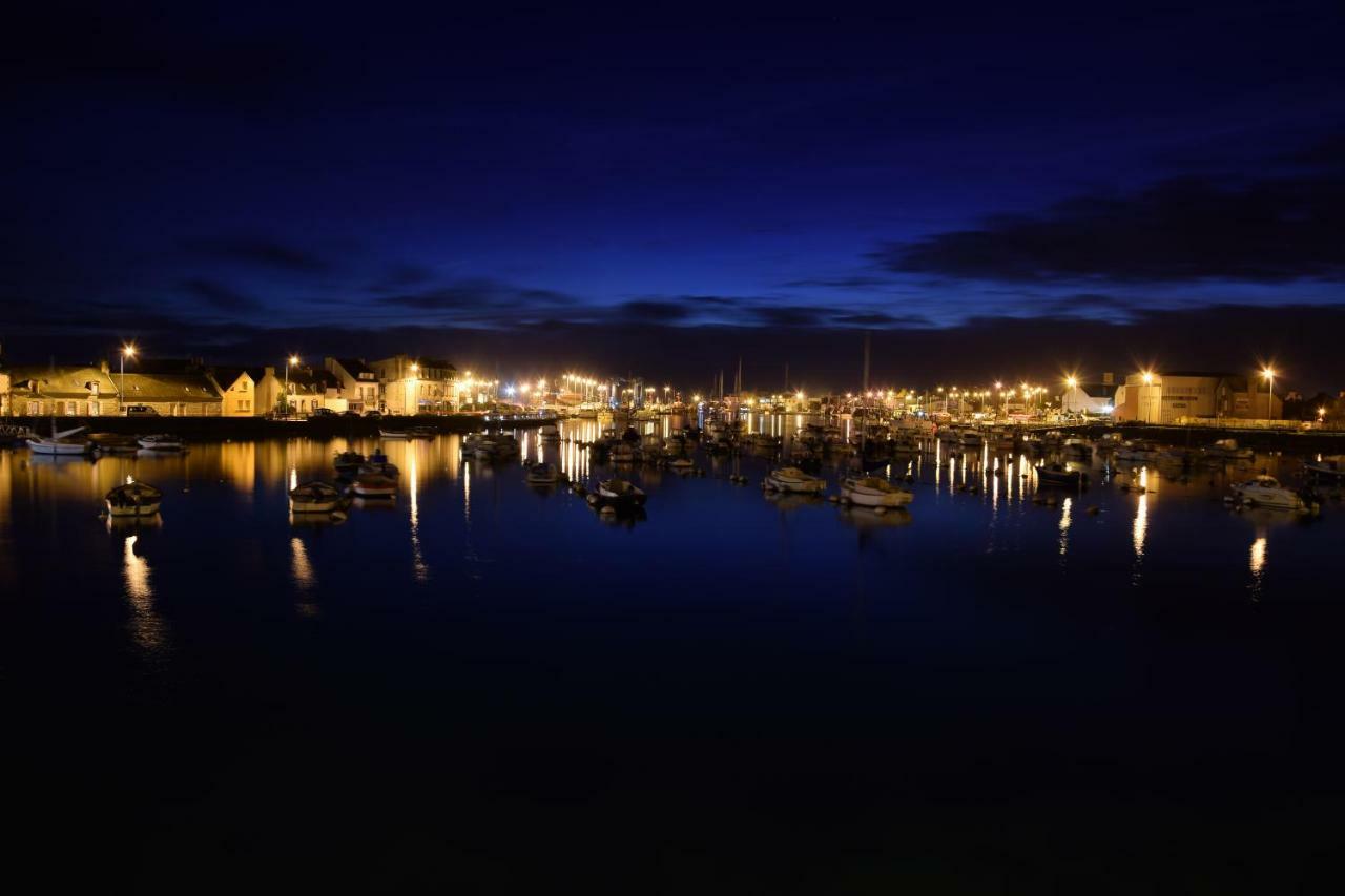 Au Bout Du Port Apartman Guilvinec Kültér fotó